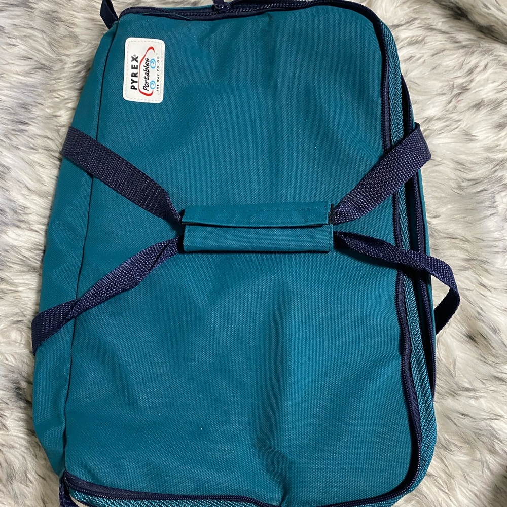 Pyrex Portables Casserole Dish Insulated Transport Bag